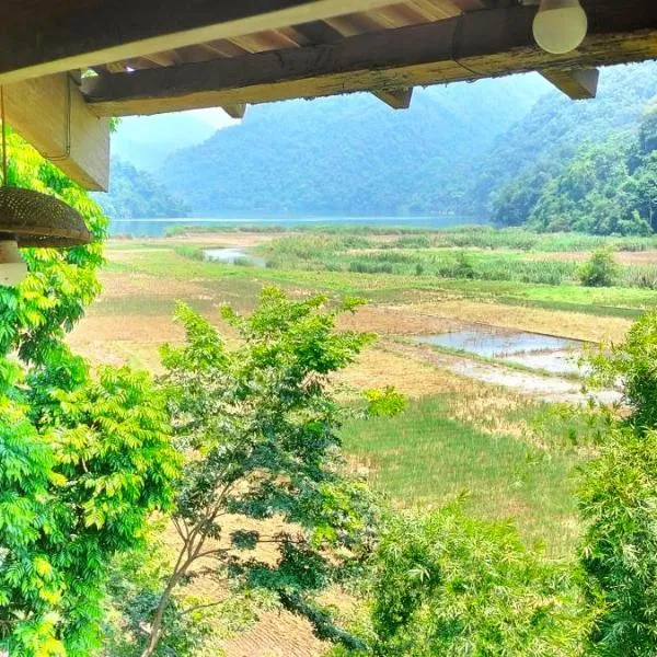Nam Pé Tày Homestay - View hồ Ba Bể, khách sạn ở Bắc Kạn