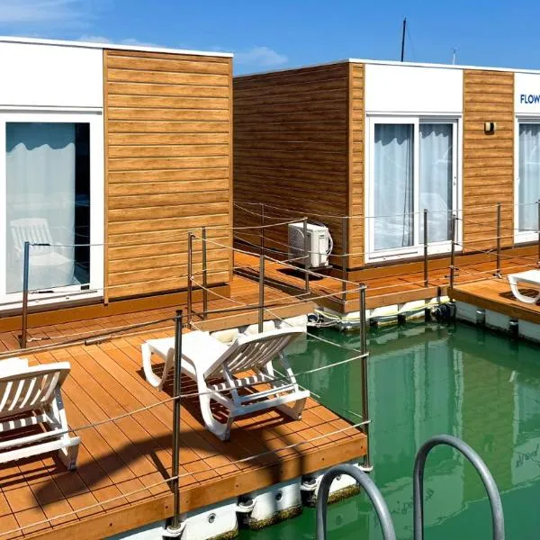 Marina Uno Floating Resort, hotel di Lignano Sabbiadoro