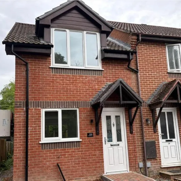 Entire Home close to Peppa Pig World & New Forest，位于托顿的酒店
