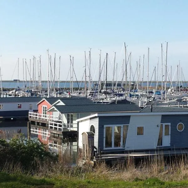 BestMarine Waterchalets Flevo Marina, khách sạn ở Lelystad