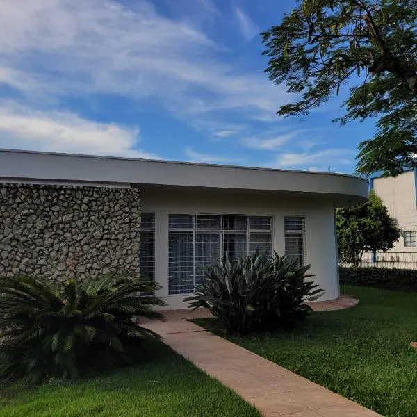 Casa no centro!，位于坎普莫朗的酒店