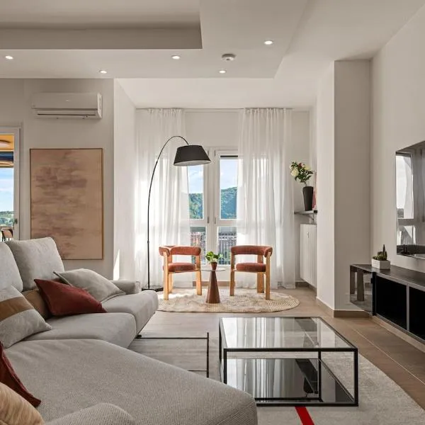 Como Hillview Apartment by Aura Luxury Collection, hotel in Como