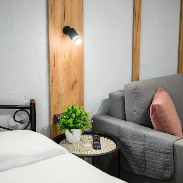 Нові затишні smart-квартири LеГо, hotel in Uzhhorod