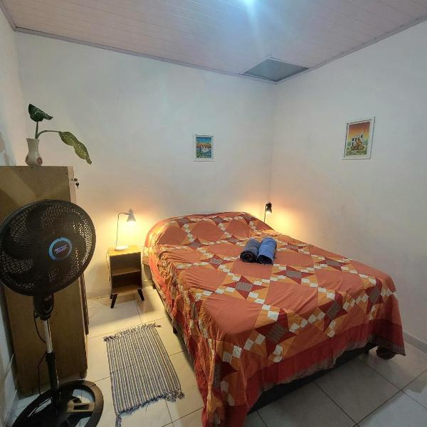 Quarto Casal na Praça Serra Grande