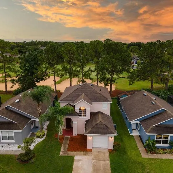 KokomoVilla 4BR Southern Dunes Pool Home, hotelli kohteessa Haines City