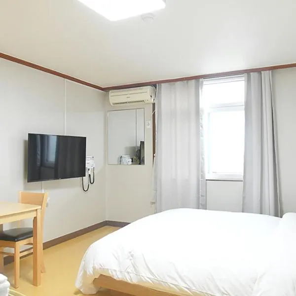 Sorak Hostel, hotel in Sokcho