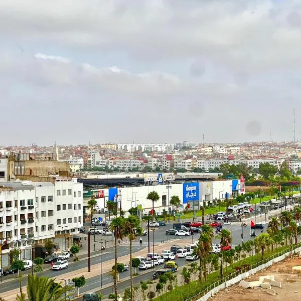 Urban Comfort Casablanca - 3BR Family Apartment, hotel in Casablanca