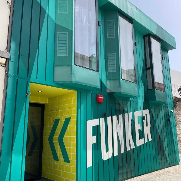 Funker Hostel, hotel in Málaga
