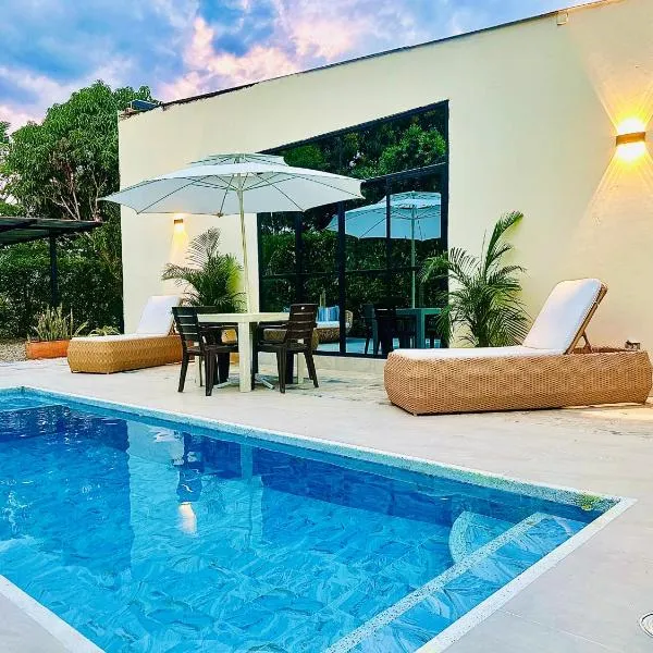 Villa Paz CASA QUINTA CON PISCINA PRIVADA, hotel in Ricaurte
