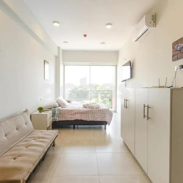 Comfortable Villa Morra Loft, Hotel in Asunción
