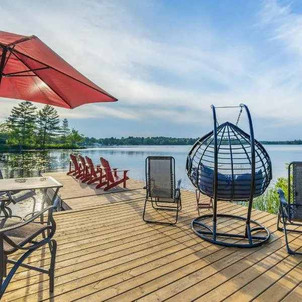Stunning 3br Waterfront Lake Cottage Hottub&sauna, hotel in Gravenhurst