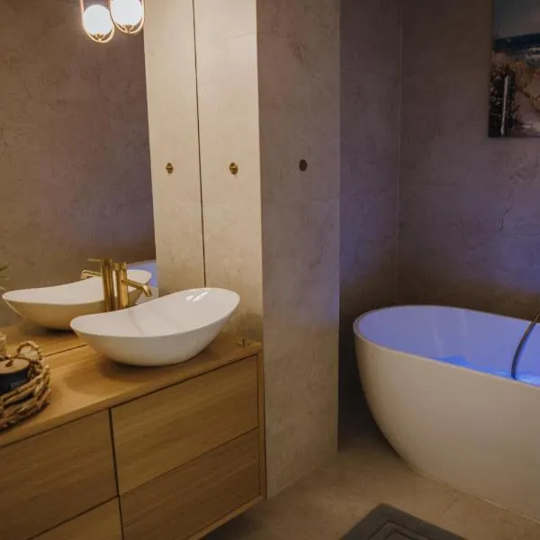 Apartamenty Łódź Agosto Sky Premium Manufaktura Parking Gratis FV, hotel in Łódź