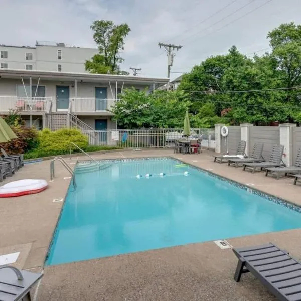 Nashville Studio wpool - Hip Melrose - 8th Ave, hotel di Nashville