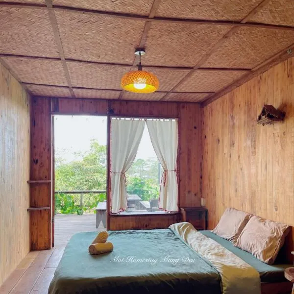 Một Homestay Mang Den, hôtel à Kon Von Kla