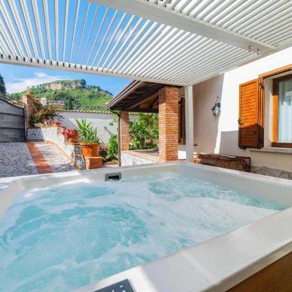 Taormina Sea View Apartment, hotel in Taormina