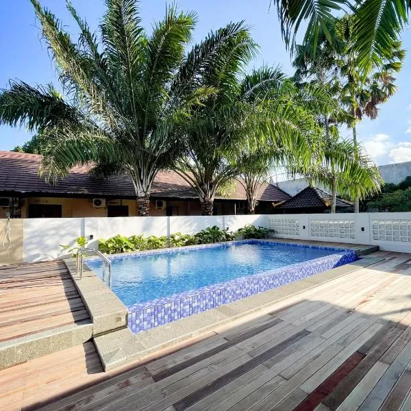 RedDoorz Syariah Plus near Banyuwangi Airport、Dadapanのホテル