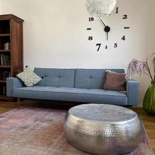 discovAIR Eisenach - 3-Zi-Apartment Luisa- Schwimmbad-Nah mit Netflix, hotel in Eisenach