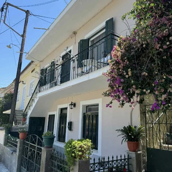 Barbara's K House, hotel in Káto Garoúna