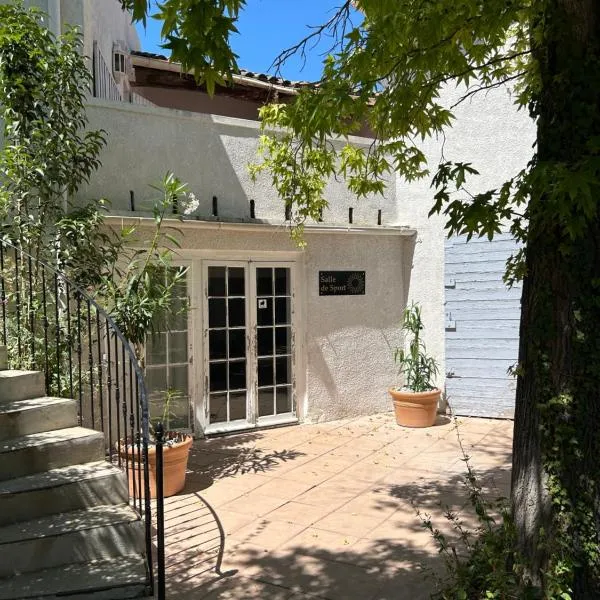 Le Mas Angelussi - Le Clos du Soleil, hotel a Salon-de-Provence