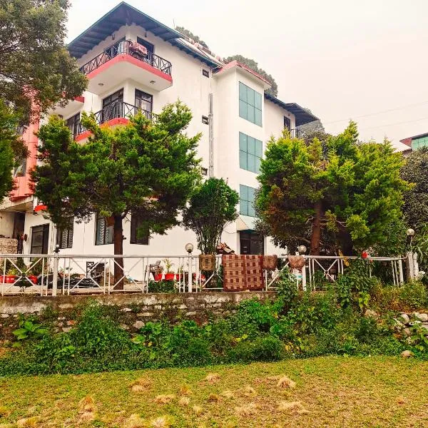 The Raikwals By Vista Stays, hotel in Bhowāli