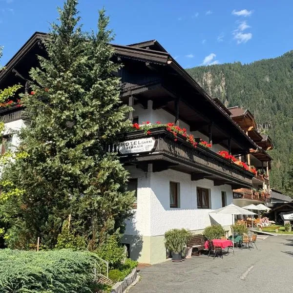 Bergsteiger-Zimmer Pension Obermair, hotel in Mayrhofen