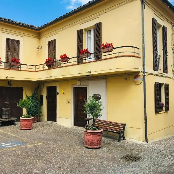 Don Pasquale B&b, hotel in Picciano