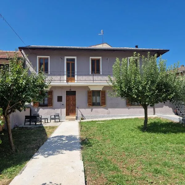 Alla Fonte, hotel a Massa dʼAlbe