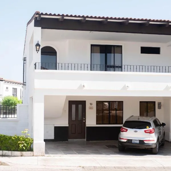House in San Miguel, Res. San Andres, hotel in San Miguel
