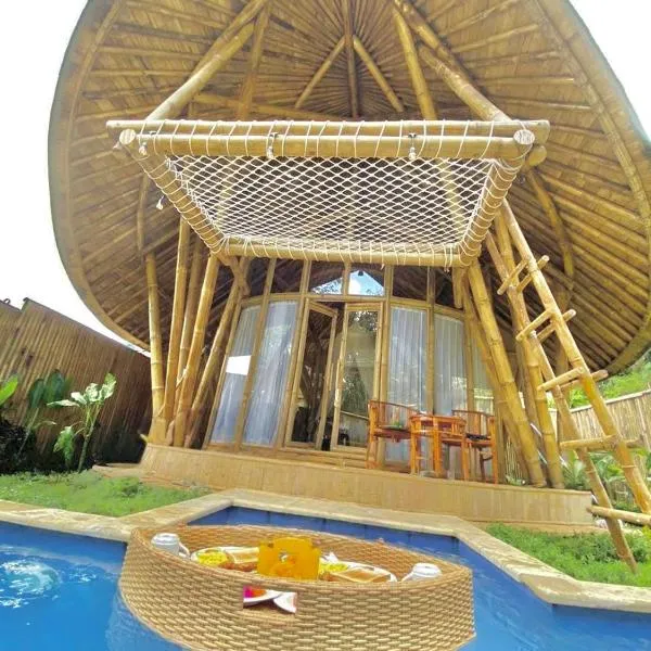 Hidden Bamboo Village, hotel in Selat