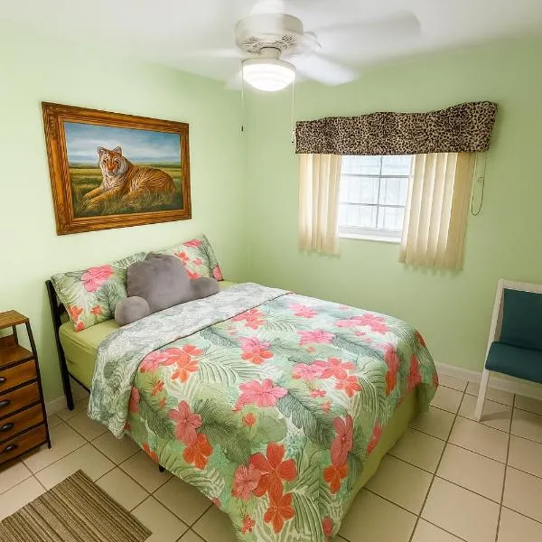 Peaceful Stay By Miami Zoo, hotel v destinaci Palmetto Estates