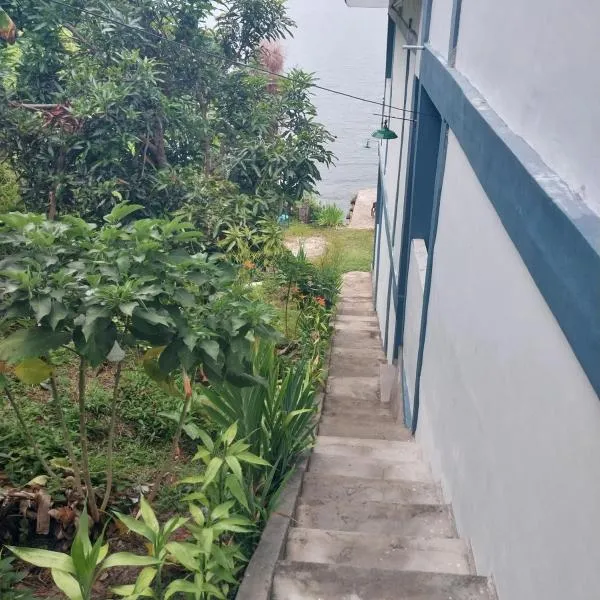 Maruba inn, hotel in Tuk Tuk