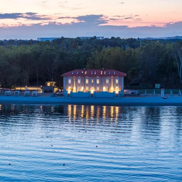 Boutique Guesthouse - Marina Monfalcone, hotel di Monfalcone
