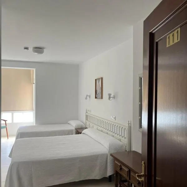 Pensión Rey, hotel in Isla de Arosa