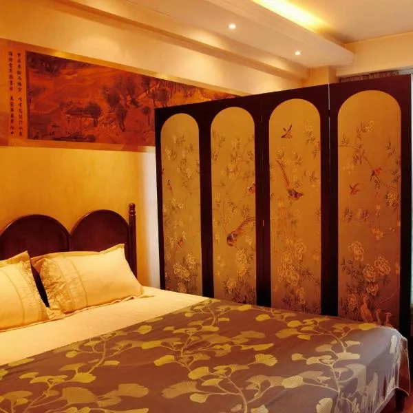 Beijing City center - Luxury flat with Queen-size beds, hotel v Pekingu