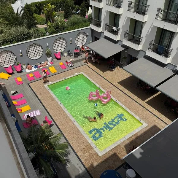 AMISTAT Island Hostel Ibiza - ALBERGUE JUVENIL, hotel in San Antonio