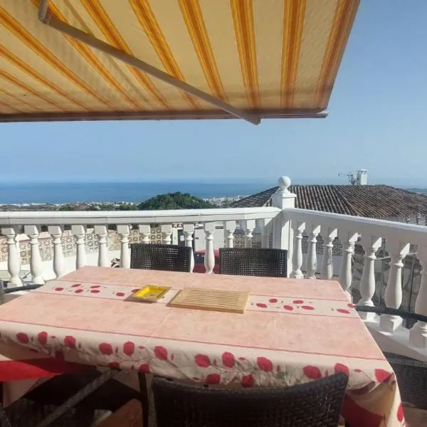 Apartment in the centre of Mijas Pueblo with stunning views, hotel di Mijas