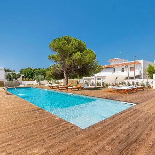 Marelux Superior Suites, hotel v destinaci Torre Lapillo