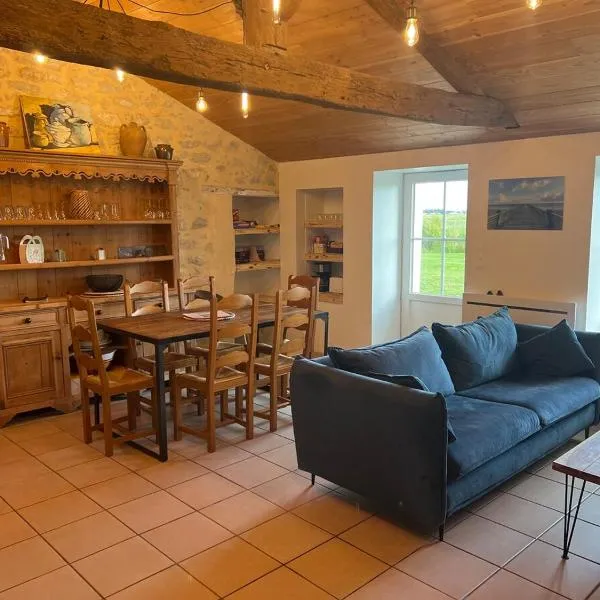 L ETANG DES VACANCES Maison de charme au cœur des marais pour 6pers, hotel v destinaci Bouin
