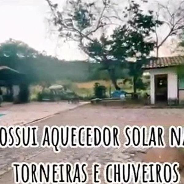 Sitio duas casas sauna piscina