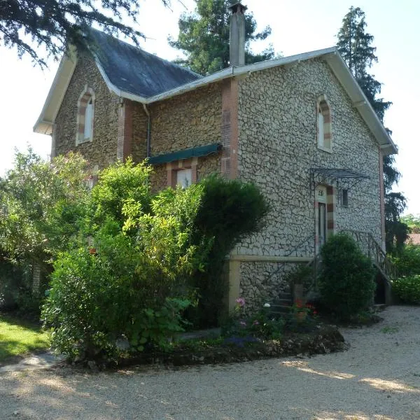 Le point d'orgue, hotel em Pineuilh