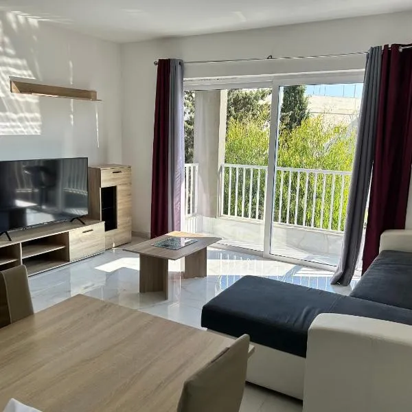 Cardin Court, Hotel in Msida