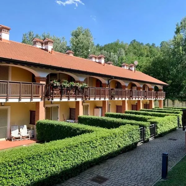 Il Feudo Della Libella, hotel v destinaci Serravalle dʼAsti