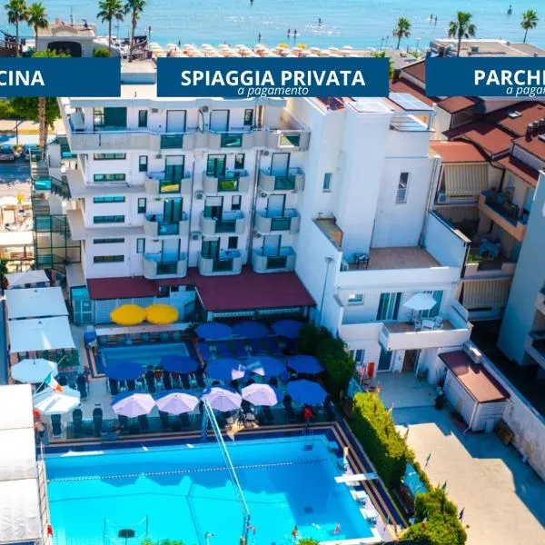 Hotel Tassoni Maison, hotel em Alba Adriatica