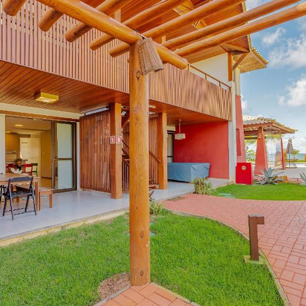 IT111 Lindo Apartamento Pé na Areia com 2 Suítes