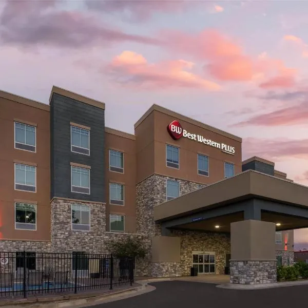 Best Western Plus McPherson, hotel in McPherson