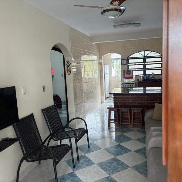 Apartamento 100 metros da praia