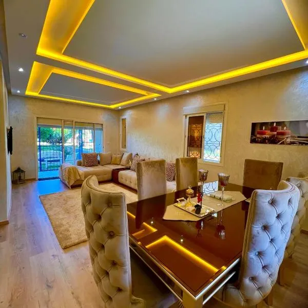 Tangier में, होटल Vue mer et piscine, appartement de prestige