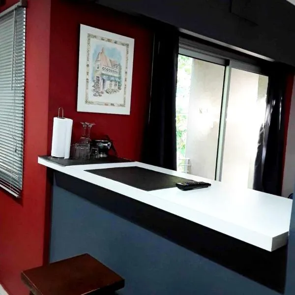 Misma tarifa de 2 a 4 noches - Promo semanal y mensual - Céntrico, moderno, hotel en La Plata