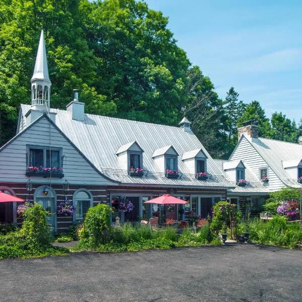 Le Petit Clocher Gite Touristique B & B, hotel in Prévost