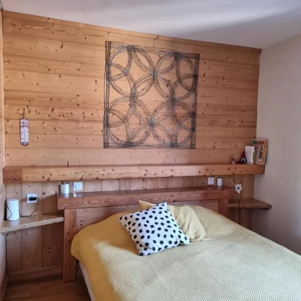 Studio cosy - centre du village, hotel v destinaci Autrans